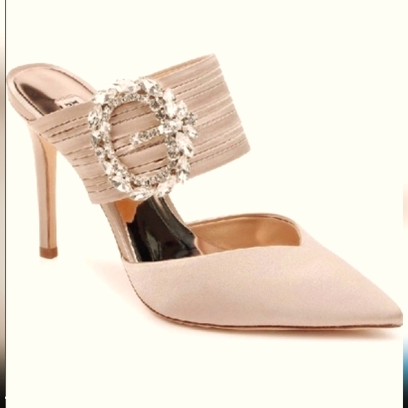 Badgley Mischka Fancy Crystal Buckle Mule - Size 8.5 - Picture 1 of 15